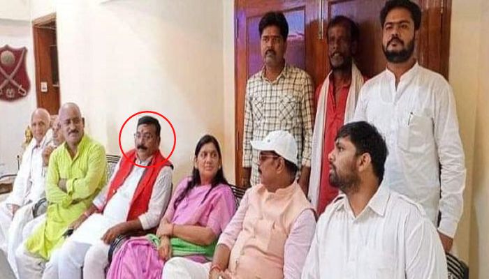 Jungleraj returns to Bihar? Convicted politician Anand Mohan seen holding a political meeting at home in Patna: Here is what happened