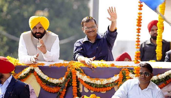 Using public funds for party’s celebration: AAP spent over Rs 14 lakhs from state exchequer on its electoral victory march, RTI reveals