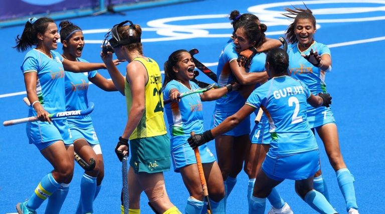 Netizens erupt in anger over clock controversy after Australian women’s hockey team granted another chance at penalty against India at CWG
