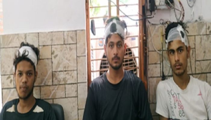 Kanpur: Jeetu Khan, Akhil Khan and others attack RSS member Anshu Trivedi at his home for organising a shakha in the locality