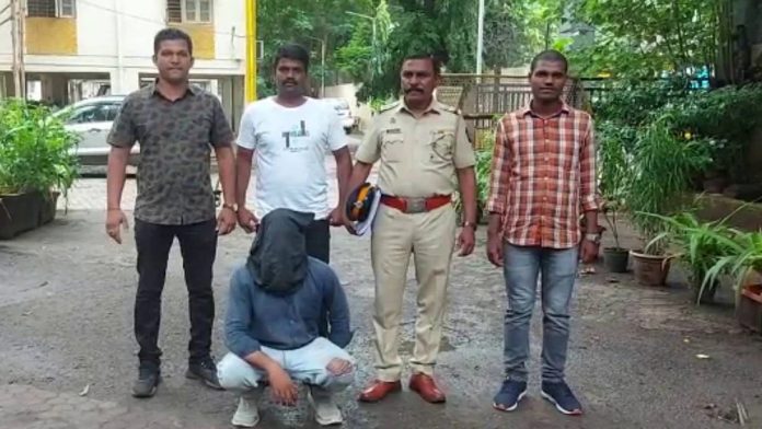 Mumbai: Police busts racket issuing fake Aadhaar Cards to Muslims in Hindu names