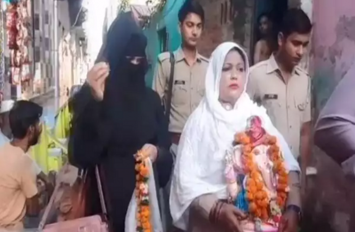 BJP's Ruby Khan steps out of her house to immerse Lord Ganesha idol at Narora Ghat, says not scared of death threats and fatwas