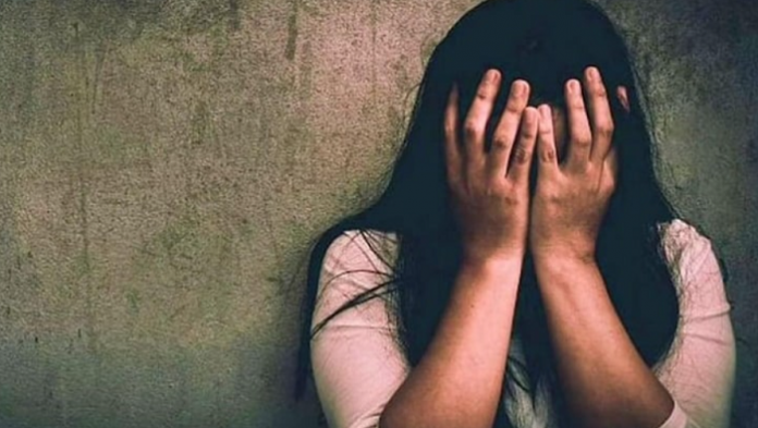 Hyderabad: Minor dalit girl raped at knifepoint by 3 men