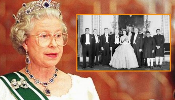 When Queen Elizabeth II ruled over the country of Pakistan for 4 years