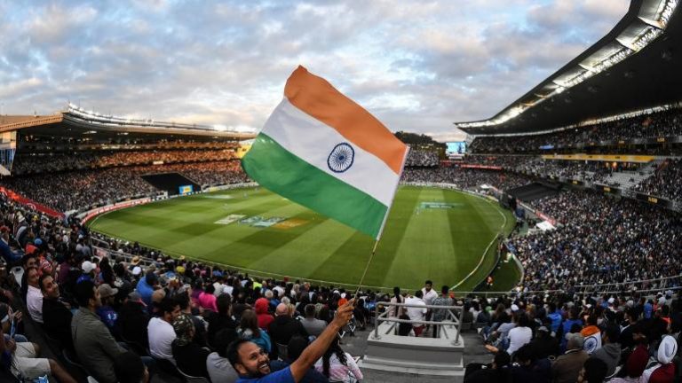 5 previous instances when Indian cricketers, including Tendulkar and Dhoni, were attacked by fans for their poor performances