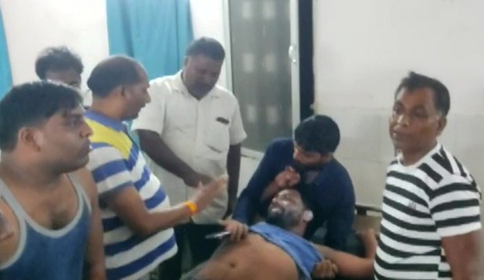 Jharkhand: Kasamuddin sets ablaze bystander Deepak over minor scuffle