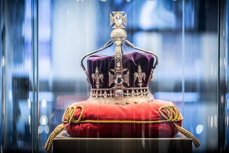 What happens now to the Kohinoor diamond, stolen by the British from India, after Queen Elizabeth II’s death: Details
