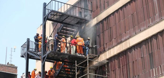 Lucknow hotel fire: Municipal Commissioner orders demolition of building