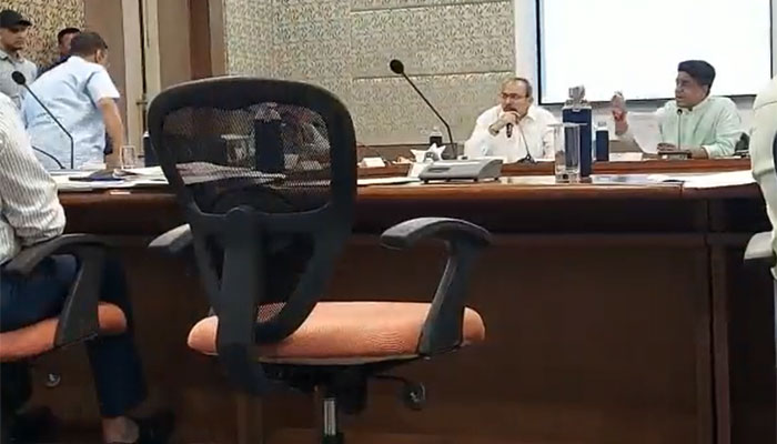 Delhi: Arvind Kejriwal ‘runs away’ from NDMC meeting after BJP confronted him over school development claims citing RTI reply