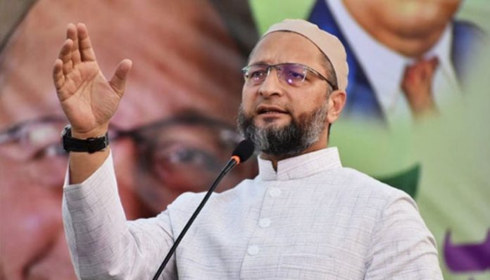 Stones pelted at Owaisi's house in Delhi