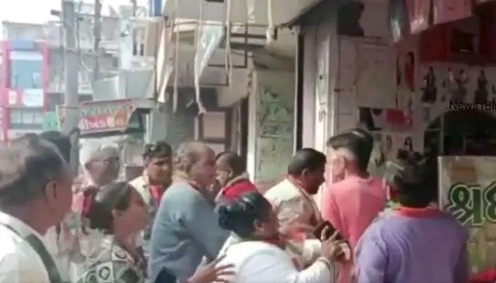 Gujarat: Congress workers descend to hooliganism to make its ‘symbolic bandh’ a success, scuffle with shopkeepers to forcibly shut shops in Patan