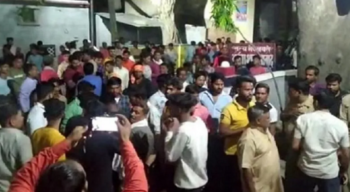 Uttar Pradesh: Bilal Ali, Sartaj, Rehan and 40-45 others attack a Hindu over a 'pro-Hindu' Facebook Post, booked