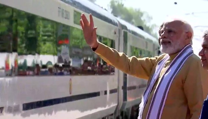 Himachal Pradesh: PM Modi flags off the Vande Bharat Express train from Una. Read details