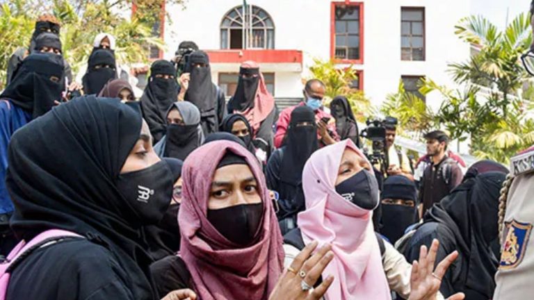 Hijab row in Bihar- “Will go to functions without dupatta, but won’t show ears during exams”, Fatima exposes the Muslim students who created a ruckus during exam