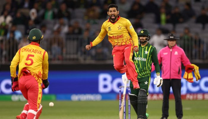 World T20: Memes flood the internet as Zimbabwe pushes Pakistan toward World Cup exit with a 1-run win