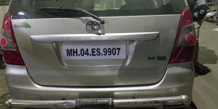 Gujarat Elections: Rs 75 lakh cash seized from car in Surat, search on for Congress leader BM Sandeep who ran away from Police
