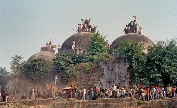 Babri demolition: Allahabad HC dismisses plea filed against Lucknow Court’s order acquitting LK Advani and others