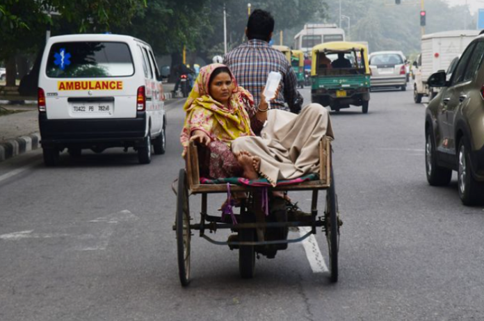 Punjab: Couple in Dera Bassi ferry their ill son on cart to a hospital in Chandigarh on not being provided an ambulance service