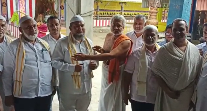 Coimbatore blast: Masjid committee members visit Kottai Easwaran temple, condemn the explosion
