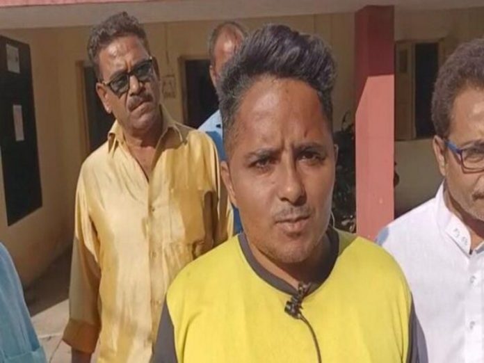 Madhya Pradesh: Noorani Masjid caretaker Alim Ameenuddin Qadri booked for converting Hindu man to Islam
