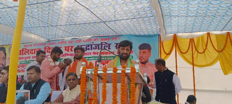 Union Minister Kaushal Kishore warns against Love Jihad, says Muslim youth should not target Hindu girls