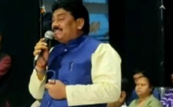 West Bengal: TMC MLA tells party workers to ensure that illegal Bangladeshi immigrants supporting TMC shall be placed on the voters' list