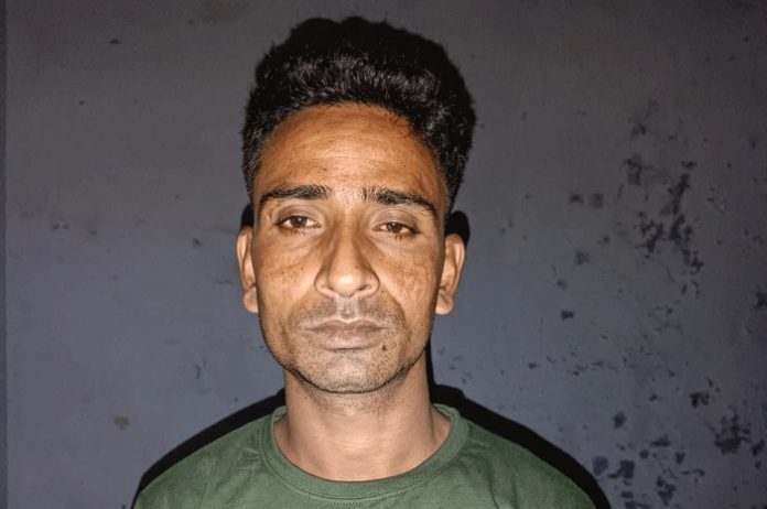 Love Jihad: Mehmood Khan posed as Raunak Chaurasiya love-trapped a Hindu girl, forcibly converted her to Islam, and married, arrested