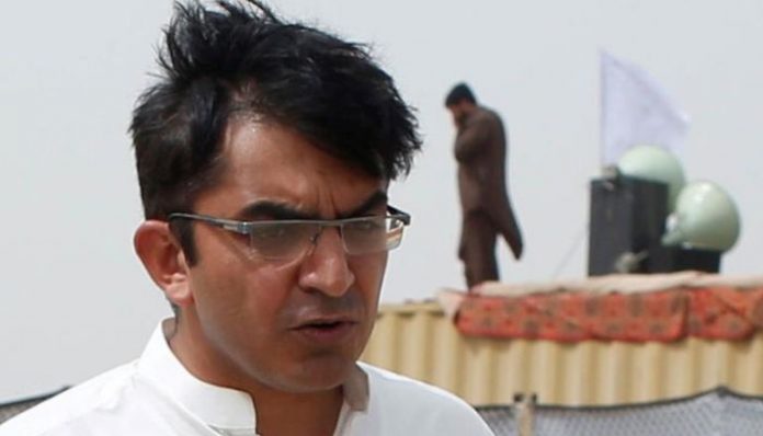 Pashtun leader Mohsin Dawar stopped at airport by Pak army