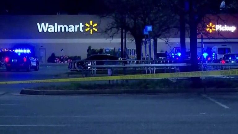 USA: At least 10 people die in mass shooting in a Walmart store in Virginia, shooter found dead