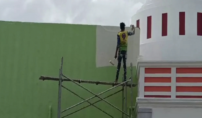 Kalburgi Railway station building gets fresh 'whitewash' after locals said the green color makes it look like a Mosque