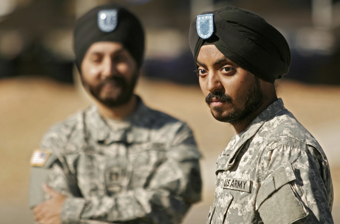 Sikh recruits can keep their turbans and beards throughout Marine Corps Boot Camp: US Federal Court