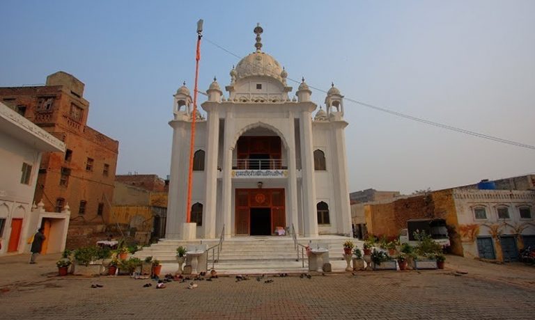 Pakistan Government locks Shaheed Bhai Taru Singh Gurdwara for worship in Lahore, declares it a ‘Mosque’