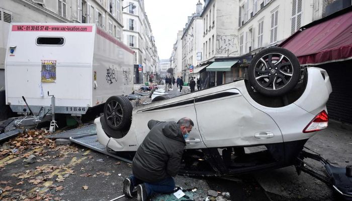 France: Violence grips Paris ahead of Christmas, here is what happened