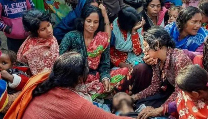 Families of deceased in Bihar Hooch tragedy cremated the dead before postmortem