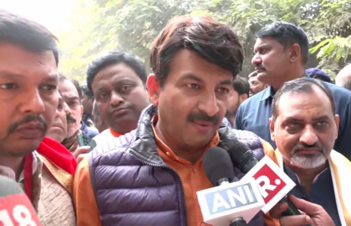 Delhi govt deleted names of BJP supporting voters from list: BJP MP Manoj Tiwari