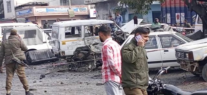 Twin blasts rock the Narwal area of Jammu, at least seven people injured