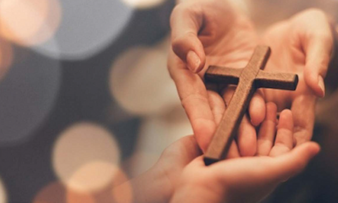 Allahabad High Court rejects pre-arrest bail to a person charged with enticing 90 Hindus to convert their religion to Christianity