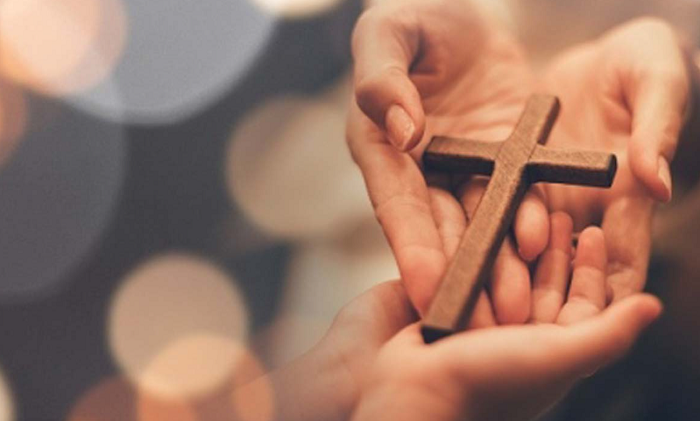 Allahabad High Court rejects anticipatory bail to a person charged with enticing 90 Hindus to convert their religion to Christianity