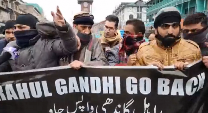 'Go Back, Go Back', locals stage protest at Lal Chowk against Rahul Gandhi amid Bharat Jodo Yatra, call it a sham