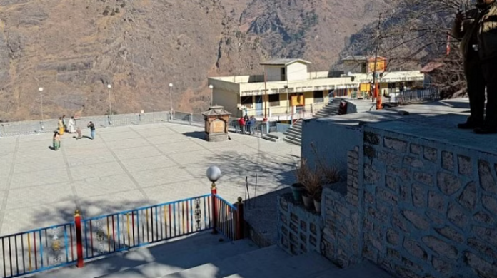 Joshimath Crisis: Emaar India CEO Kalyan Chakraborty meets Uttarakhand CM, rehabilitation underway, govt building pre-fabricated houses