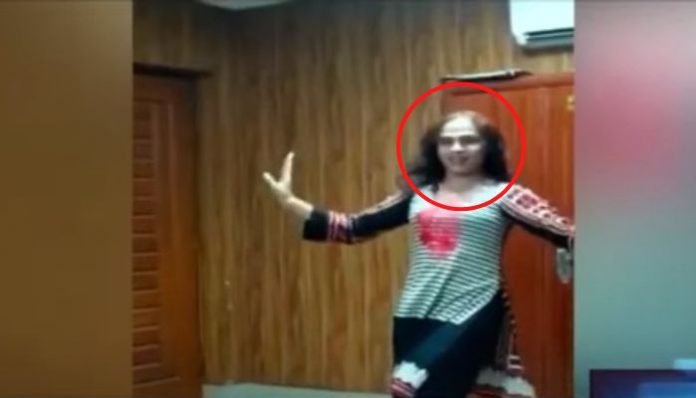 Pakistan: Transgender woman forced to dance in exchange for ration in Gujranwala. Watch video