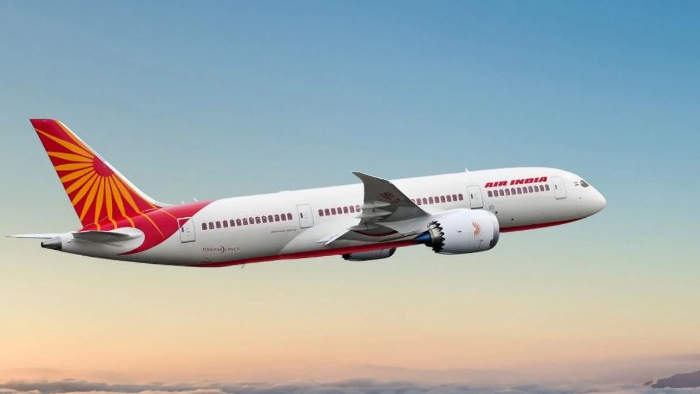 Air India peeing case: The airline de-rosters a pilot and 4 cabin crew members after urination incidents
