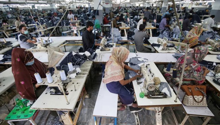 Millions of textile workers go jobless as textile exports dwindle in crisis-hit Pakistan
