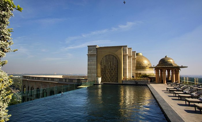 Man named Mahamed Sharif runs away from Delhi’s Leela Palace Hotel without settling dues of over 23 lakhs, triggers meme fest