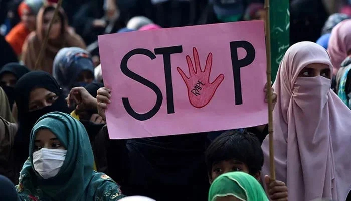 Pakistan: Armed men rape a woman in Islamabad’s famous F-9 park at gunpoint, ‘advice’ her not to be in the park late at night