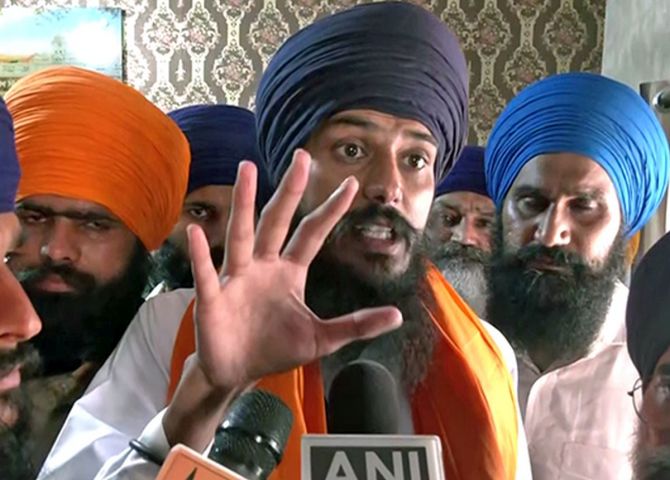Khalistan supporter Amritpal Singh’s Instagram account withheld in India after clashes with Punjab Police