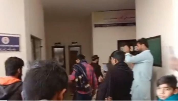 Pakistan: Islamists lynch man, accused of blasphemy, to death in Nankana Sahib