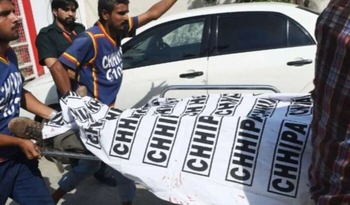 Pakistan: Man kills his 24-year-old son with a hammer and a knife for not offering namaz despite repeated warnings