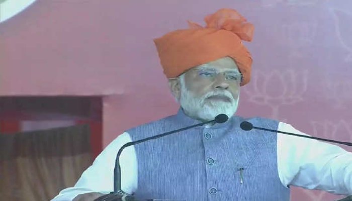‘Bhulakkar Saathi’: PM Modi narrates a story to troll Ashok Gehlot over reading old budget in the assembly