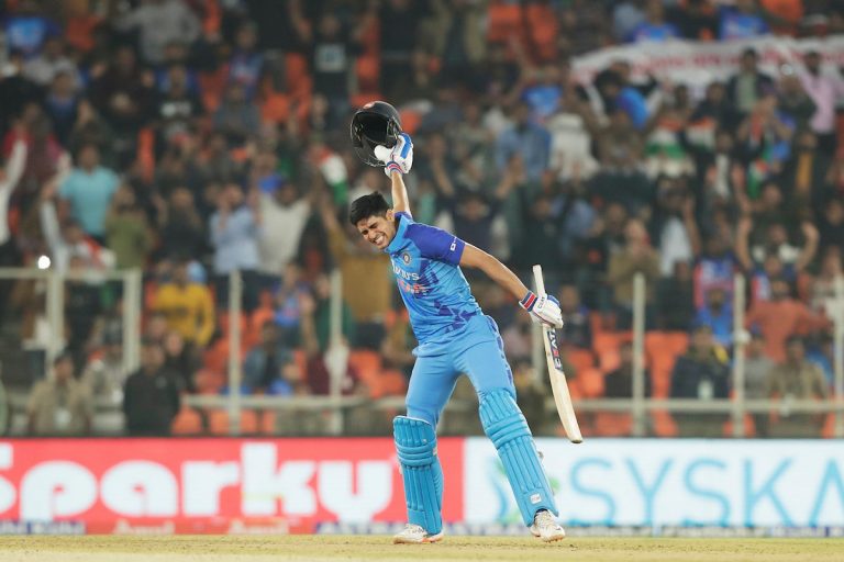 Shubman Gill’s unbeaten century powers India to a mammoth score of 234 against New Zealand in the 3rd T20I
